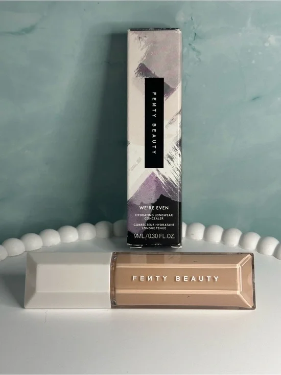 Fenty Beauty We're Even Hydrating Longwear Concealer - 200C New in box.