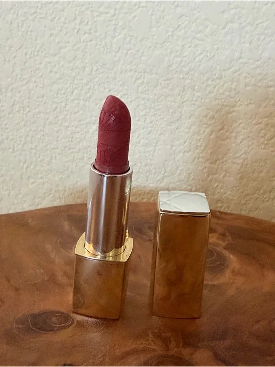 Dior Rouge 284 Rose Bavarde Velvet lipstick
