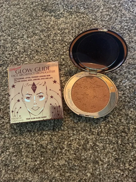 Charlotte Tilbury Hollywood Glow Glide Face Architect Highlighter Rose Gold Glow