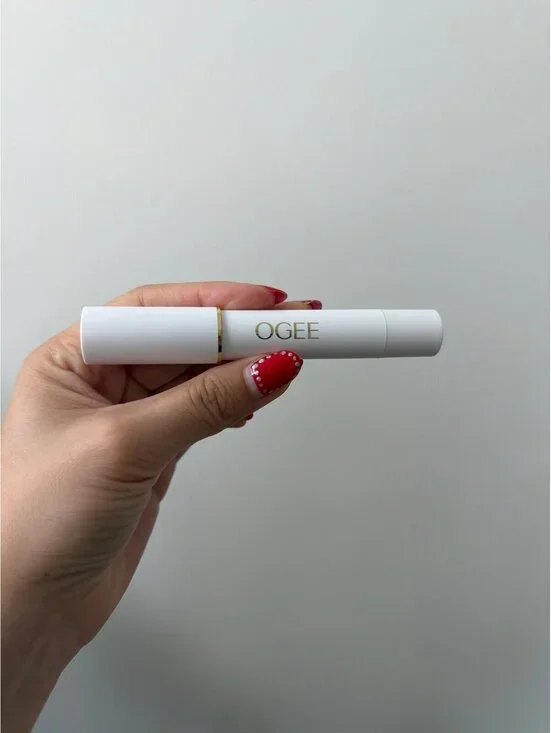 Ogee Lip Oil viola