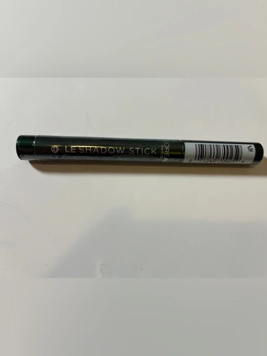 L'Oreal Le Shadow Stick Eyeshadow Twilight Emerald New