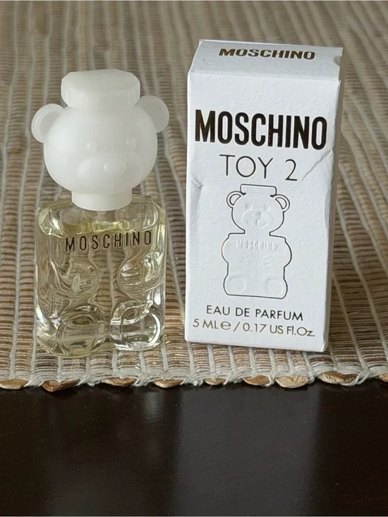 Moschino Toy 2