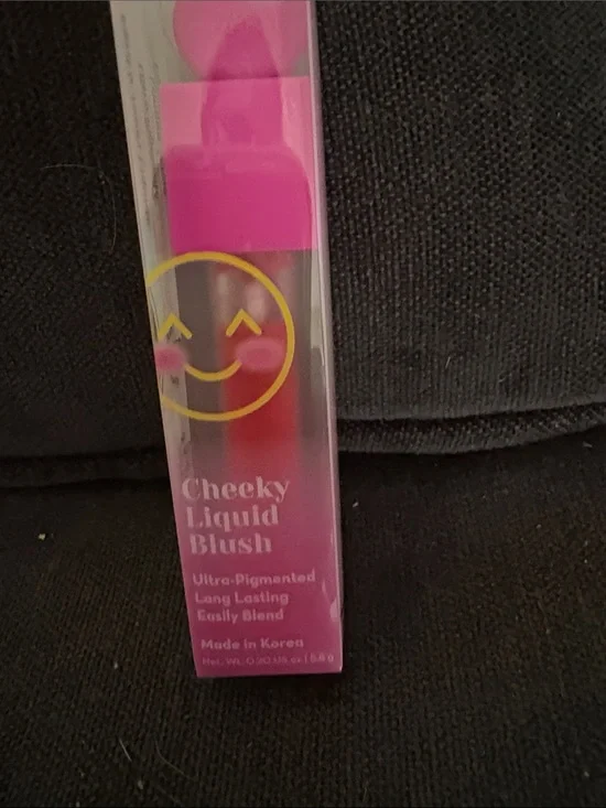 Pink Cheeky Liquid Blush - Vibrant Pink