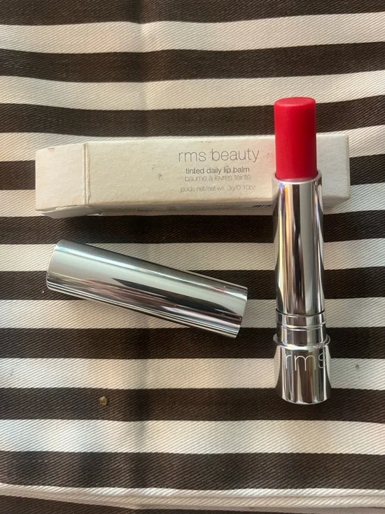 rms beauty Tinted Daily Lip Balm - crimson lane