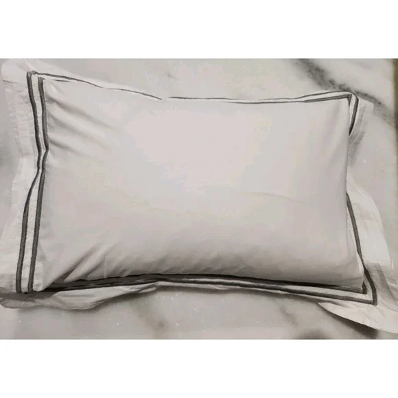 RESTORATION HARDWARE RH 20x16in White Gray Italian Hotel Satin Stitch Boudoir