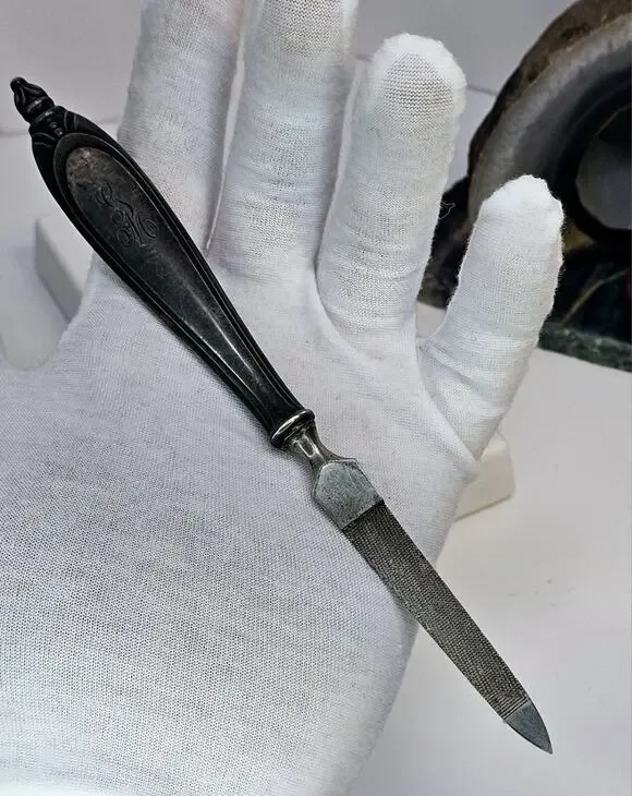 Antique 925 Weighted Silver Engraved 