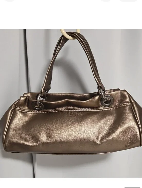 Tommy Hilfiger Bronze Vintage-style Baguette/barrel Bag