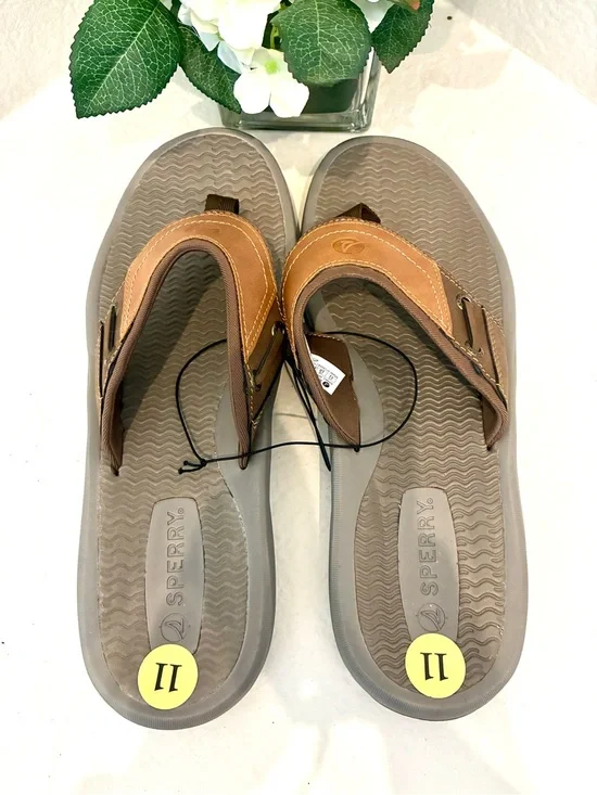NWOT men’s Sperry sandals size 11