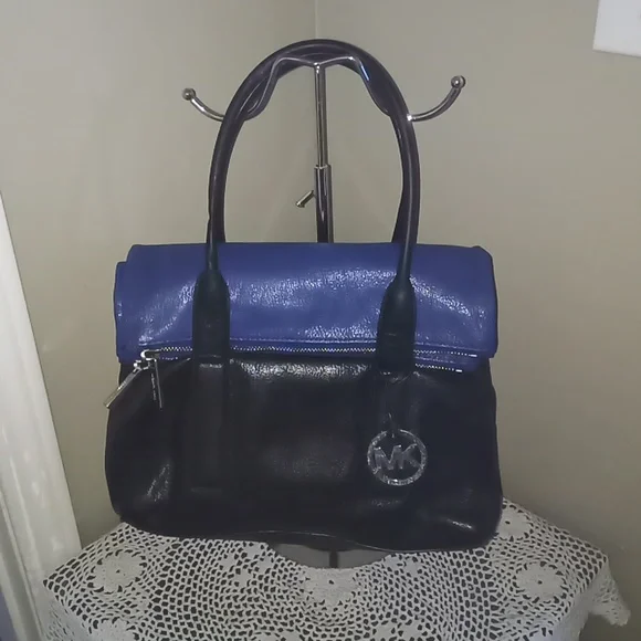 Michael Kors Tippi Large Satchel Bag Purse Handbag in Black & Sapphire