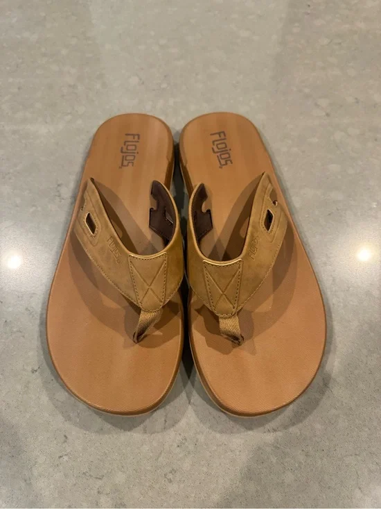 Flojos Brown Flip Flop Sandals - Tan/Brown - men’s size 13