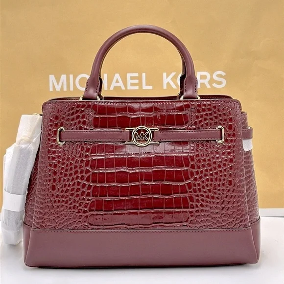 MICHAEL KORS Reed Large Leather Belted Satchel Crossbody Handbag Center Zip
