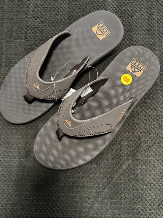 Reef Men’s Brown Comfort Flip Flops with Bottle opener