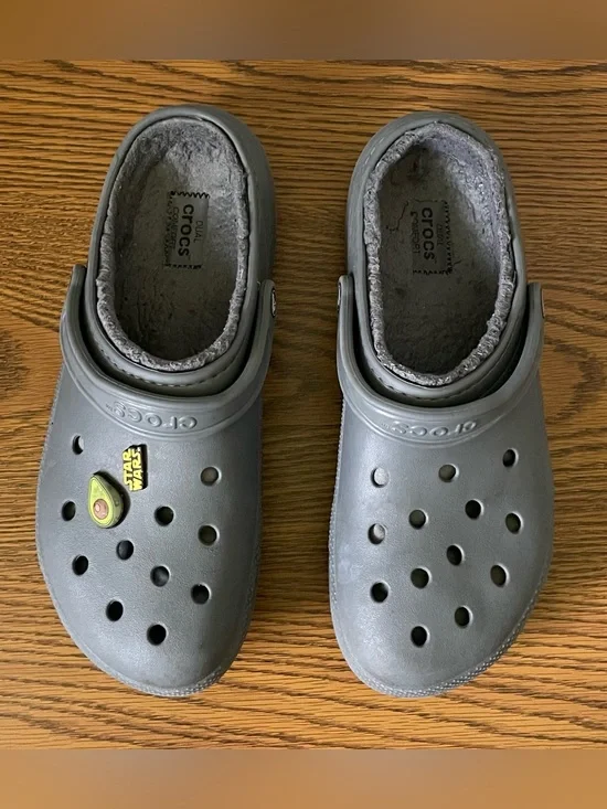 CROCS  Lined Clogs in Gray with Star Wars Jibbitz
