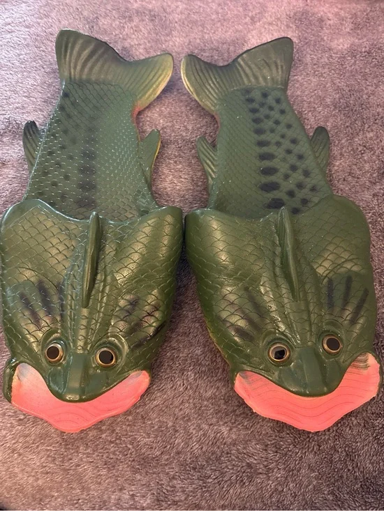 Rivers Edge Bass Fish Rubber Slide Sandals Flip Flops Mens Size 9/10 Medium NEW