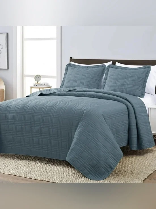 Blue oversized king 3 piece Quilted Bedspread Set