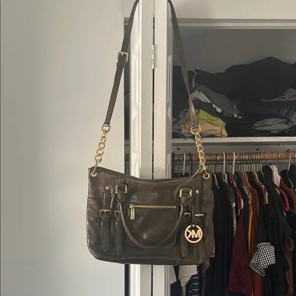 VIDEO- Michael Kors dark green/brown cross body