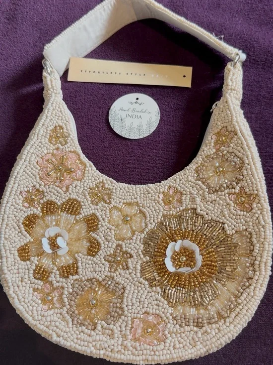 Handmade Beaded Floral Shoulder Bag — Cream