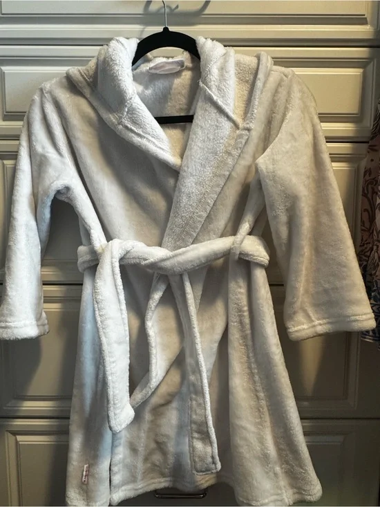 American Girl Plush Hooded Bathrobe in White