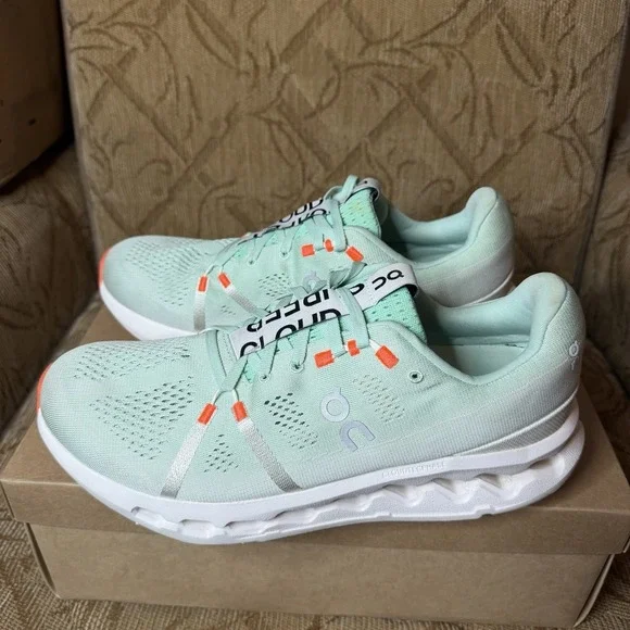 ON Cloudsurfer Creek White Mint Green‎ Orange 3MD10421071 Men Sneaker Size 10.5
