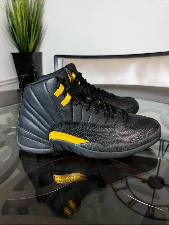 Nike Air Jordan 12 Retro Black Taxi Men's Size 9.5