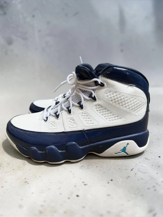 NIKE Air Jordan 9 Retro UNC Pearl Blue White 302370-145 Men's size 8.5
