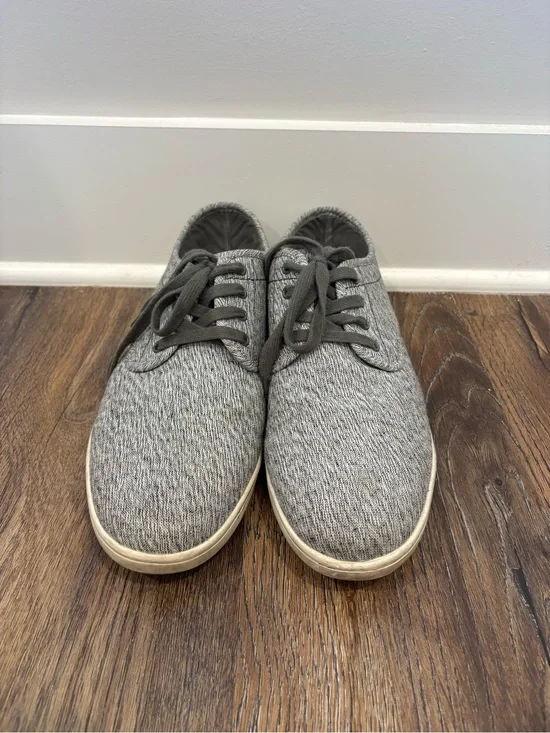 Steve Madden Gray Knit Men's Lace-Up Sneakers