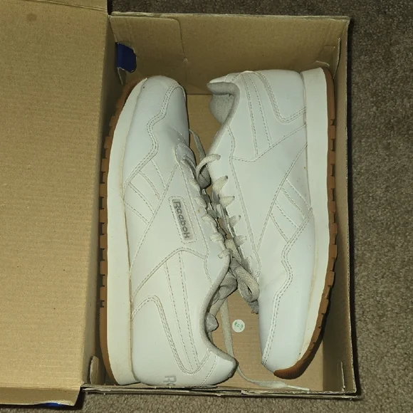 Reebok Classic Leather Men’s Sneakers in White