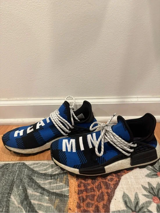 adidas NMD Hu