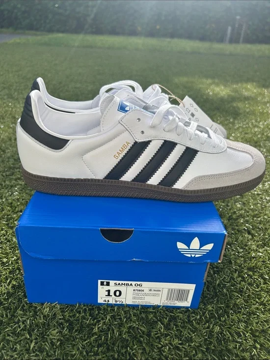 NIB adidas White Samba-Inspired Retro Trainers