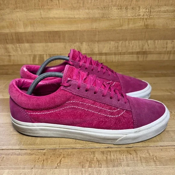 Vans Old Skool Fuchsia Pink Corduroy chenille Sneakers Mens 11.5 Low Skate Shoe