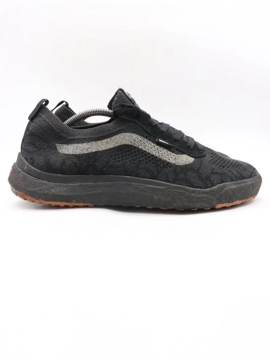 Vans UltraRange VR3 Men's Size 12 Black / Pirate / Gum Mesh Shoes Sneakers