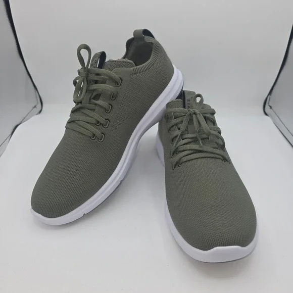 NWOB TravisMathew The Daily Lite Golf Shoes Olive Green Spikeless Knit Men's 8.5