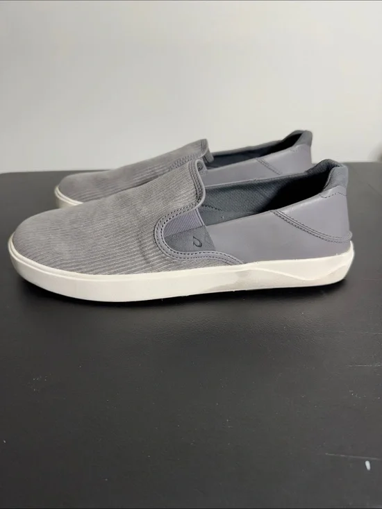 Olu Kai mens 11.5 M Lae’Ahi Kala gray textured slip on low top sneaker shoes