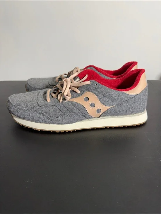 NEW Saucony mens 12 grey DXN trainer lodge pack wool sneaker shoes NWOB