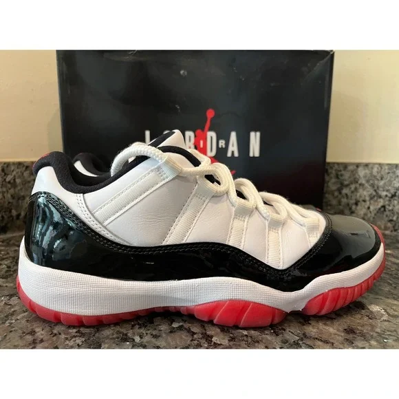 Jordan 11 Retro Low Concord Bred White Black Red AV2187-160 Mens Size 9
