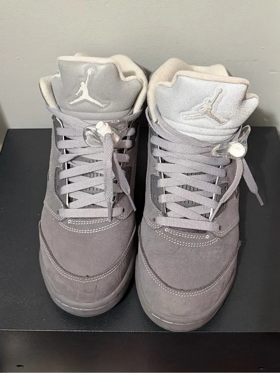 Air Jordan Retro 5 Wolf Grey Size 7.5 Men