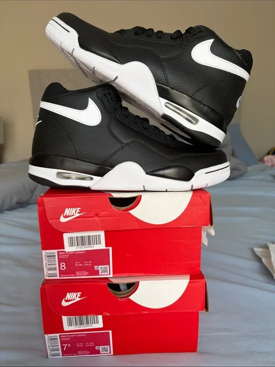 Nike Flight Legacy men’s 7.5 & 8