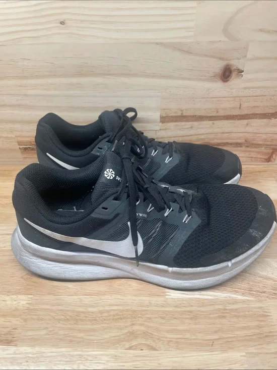 Nike Black and White Athletic Sneakers