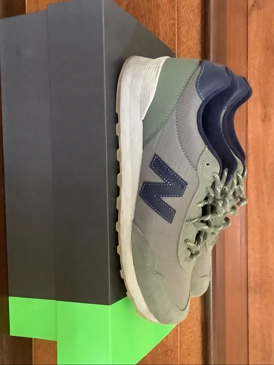 New Balance Men's Olive Green & Navy Casual Sneaker