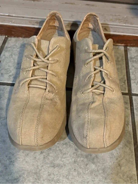 Crocs Venture Canvas Khaki Leather Sneaker Shoes - Men's 10