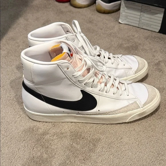 Nike (Blazers) White and Black Leather High-Tops