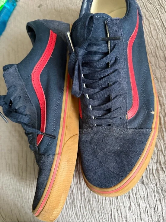 Men’s Vans Navy and Red Low-Top Canvas Sneakers