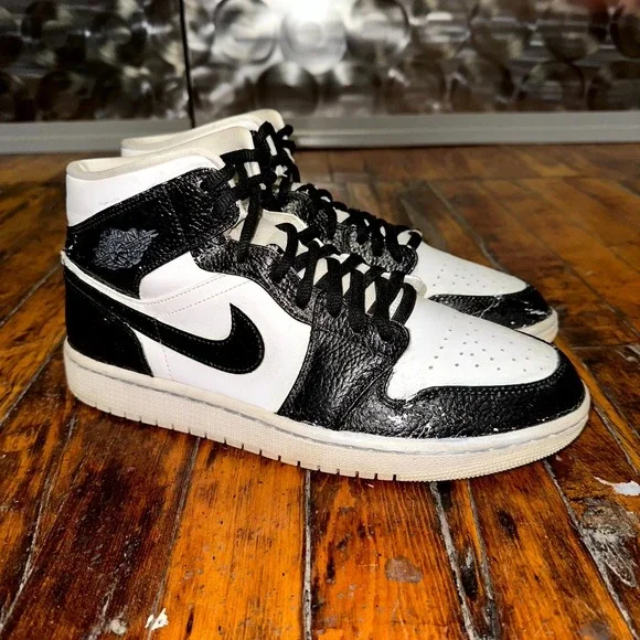 Nike Air Jordan 1 Mid SE Sneakers Men's Size 10 Black White Comfort Lace Up