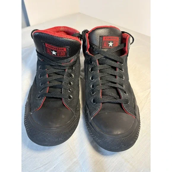 Converse Chuck Taylor's Black/Red High Top Sneakers - Size M6.5 W8.5