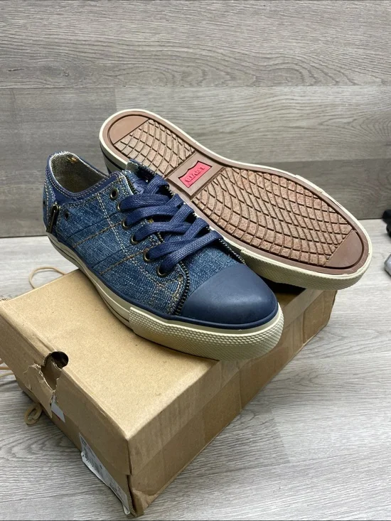 Levi's Men's Denim Sneakers in Blue with Navy Toe #927