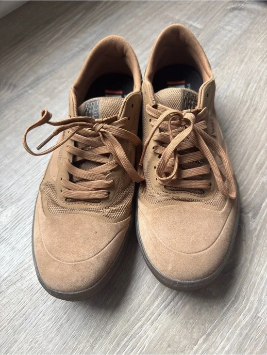 Vans Men's Brown Suede Low-Top Sneakers