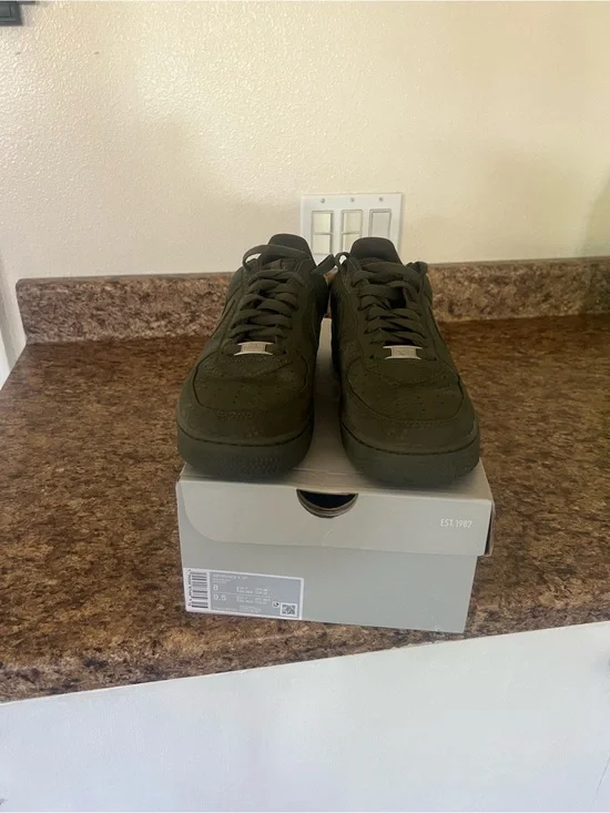 Nike Men's Low-Top Sneakers in Olive Suede
