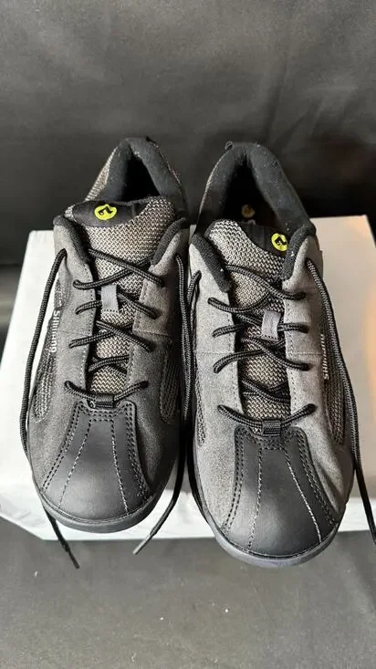 Shimano Mountain Bike Cycling Shoes Gray Black Mens 10.5 w/ Cleats SH-MT20D SPD