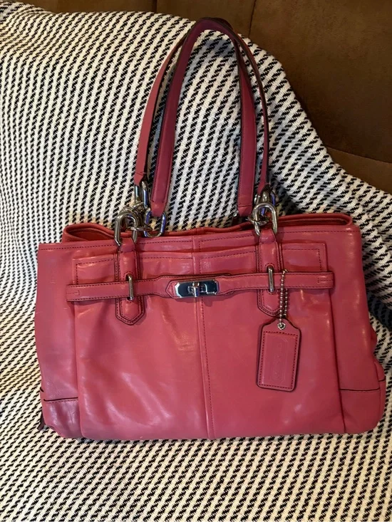 Coach Rose Pink Chelsea Leather Double-Handle Shoulder Bag