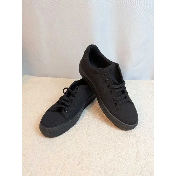 ASOS‎ DESIGN Black Canvas Lace Up Low Top Sneakers Shoes Mens 8 Womens 9.5